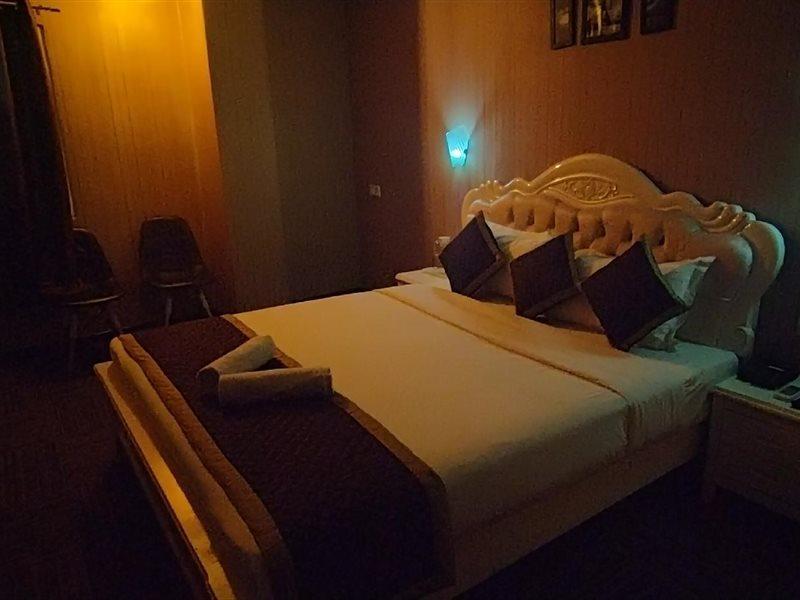 Hotel Park Victoria Kalkuta Zewnętrze zdjęcie
