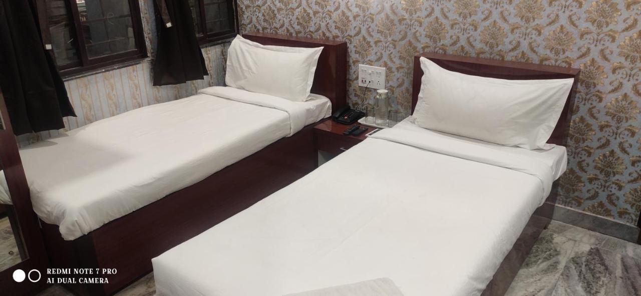 Hotel Park Victoria Kalkuta Zewnętrze zdjęcie