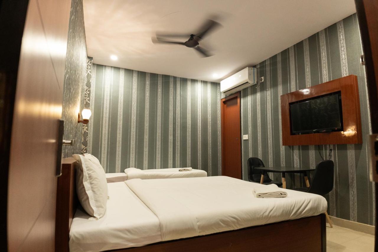 Hotel Park Victoria Kalkuta Zewnętrze zdjęcie