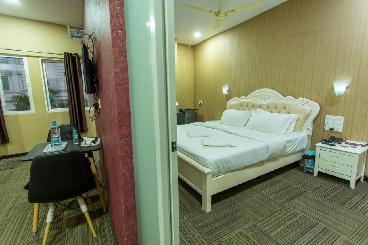 Hotel Park Victoria Kalkuta Zewnętrze zdjęcie